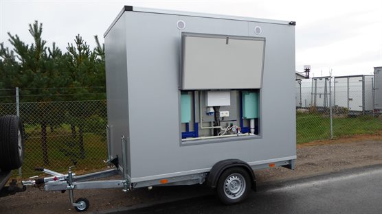 Toiletvogn m/2 toiletter med teknikerrum på bagside